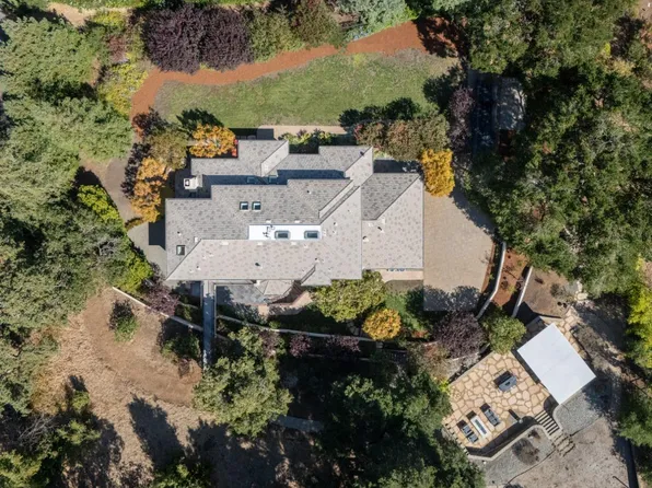 10650 Magdalena Rd, Los Altos Hills, CA 94024