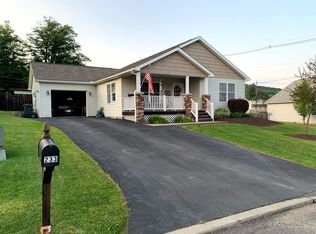 233 N Onofrio St, Bradford, PA 16701