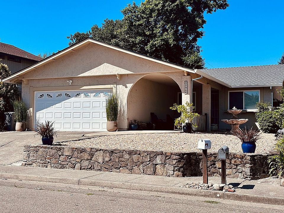 1st image of 18848 Serpilio Dr