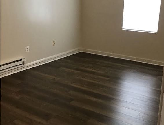 5th image of 8832 E Roy Rd