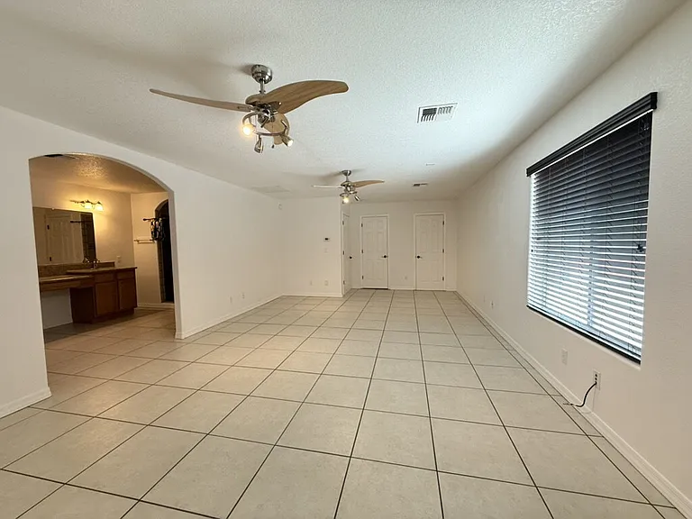 926 Stahlman Dr — Photo 24