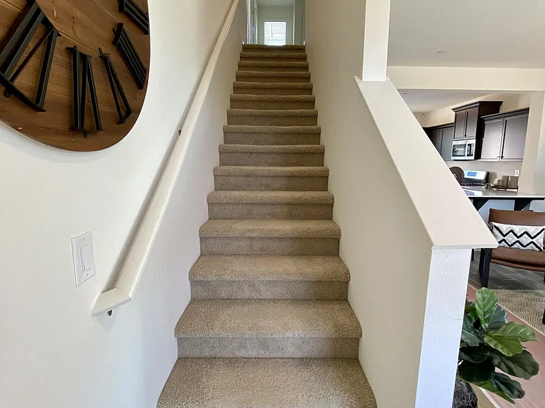 2052 N Rogers Ln — Photo 11