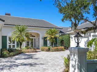 210 Shores Dr, Indian River Shores, FL 32963
