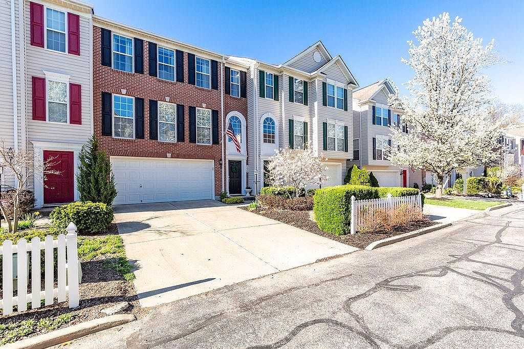 7236 Mariemont Cres, Cincinnati, OH 45227 Zillow