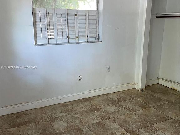 4th image of 2755 NE 207th St #2755