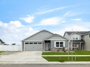 3840 N June Bug St, Post Falls, ID 83854