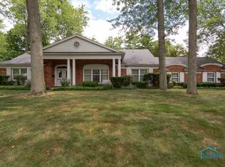 3472 Shakespeare Ln, Toledo, OH 43615