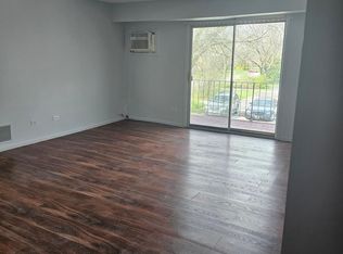 4306 Lindenwood Dr APT 2SW, Matteson, IL 60443