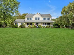 4 Simeon Rd, Jamesport, NY 11901