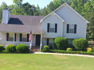 324 Diamond Ct, Carrollton, GA 30116