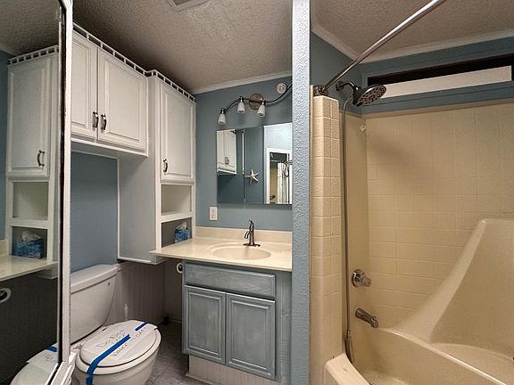 5th image of 480 S Rainbow Dr #38