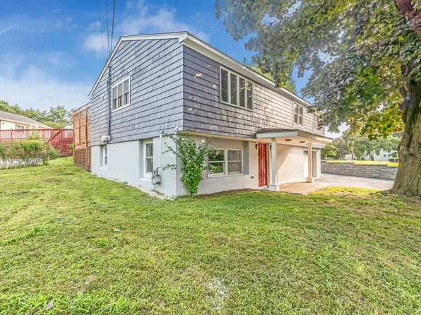 25 Grey Rock Road, Bridgeport, CT 06606