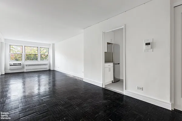 Rented by Brown Harris Stevens | media 4