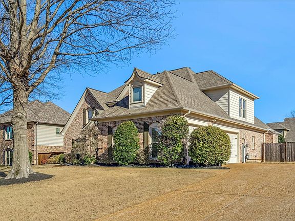 3rd image of 1534 Grand Cypress Dr