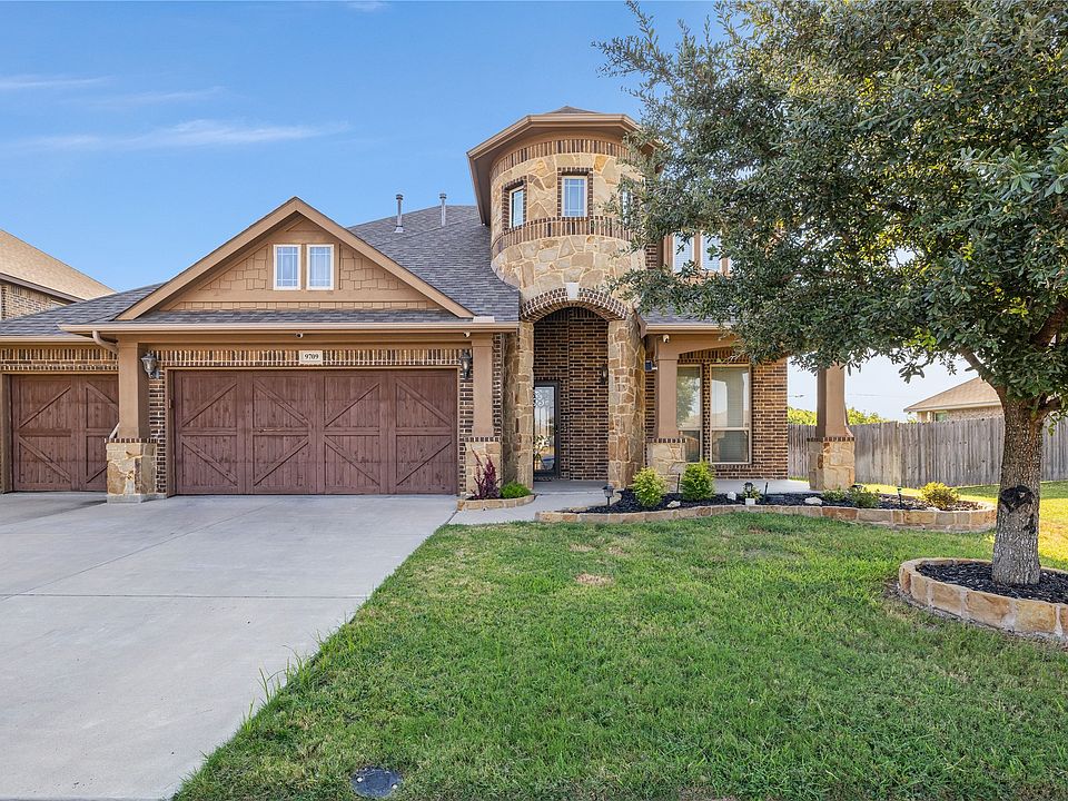 1st image of 9709 Cypress Lake Dr
