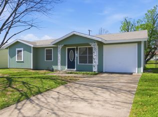 809 Milam Dr, Euless, TX 76039