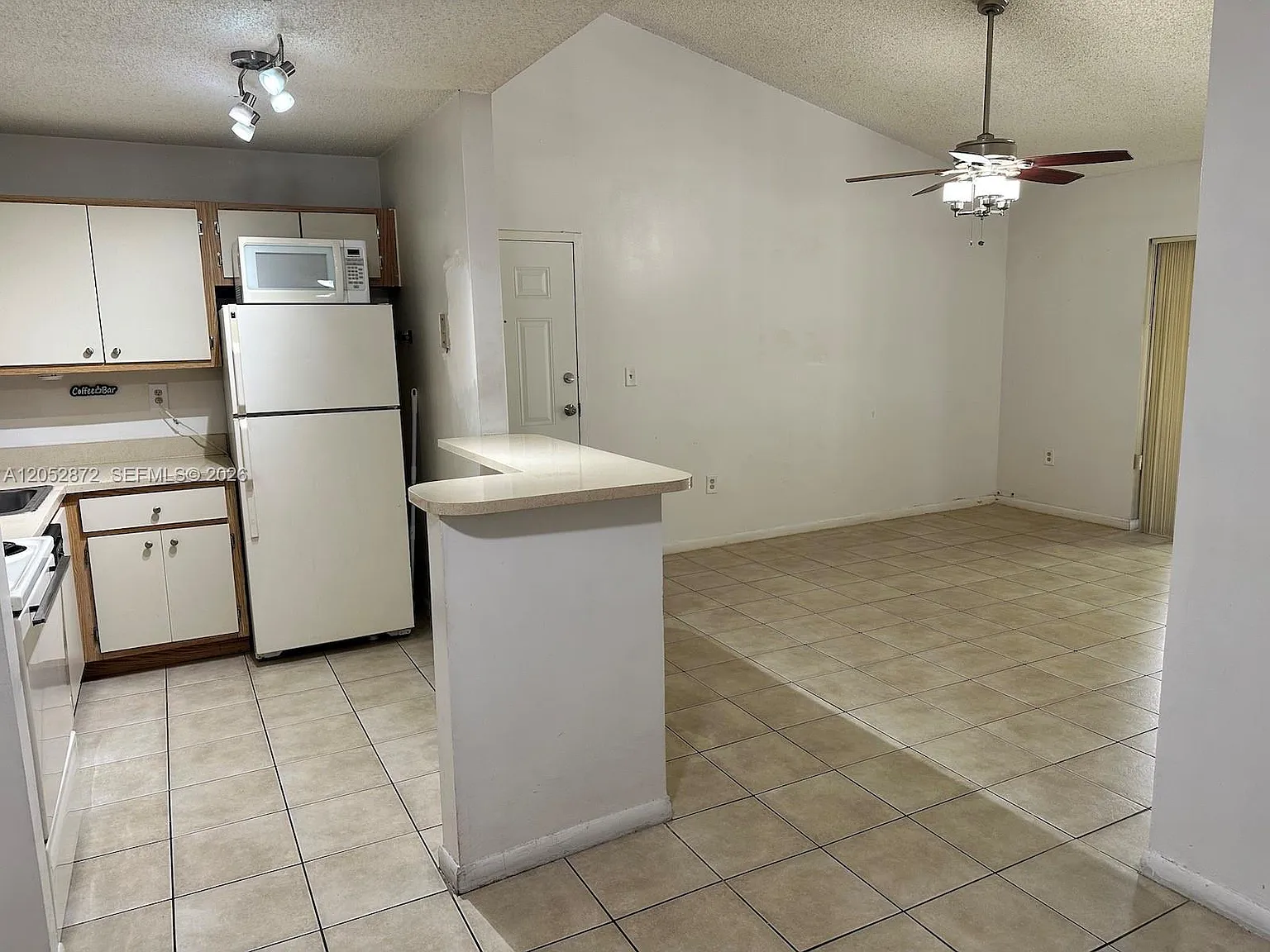 Villa Bellini Condo — Photo 4