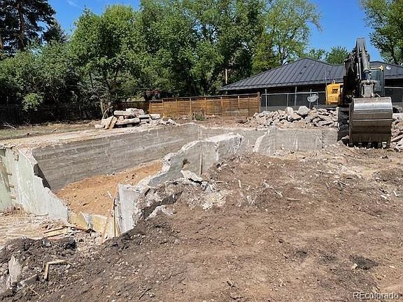 4th image of 755 S Jackson Street LOT 21