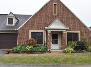36 Asbury Ln, Elyria, OH 44035