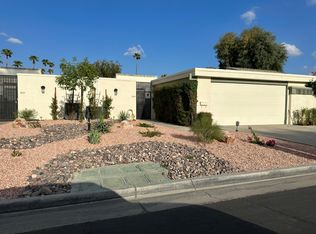 1935 Grand Bahama Dr E, Palm Springs, CA 92264