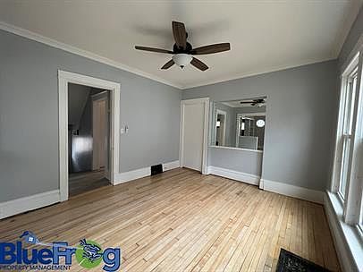 5th image of 114 Bowen St #1