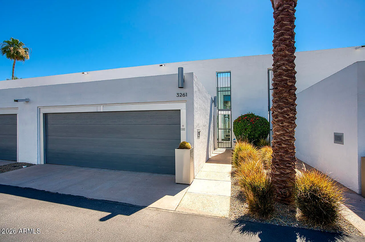 2 bed, 2.0 bath, 1632 sqft, $4,500 — Photo 1