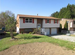 602 Stokes Dr, Elizabeth, PA