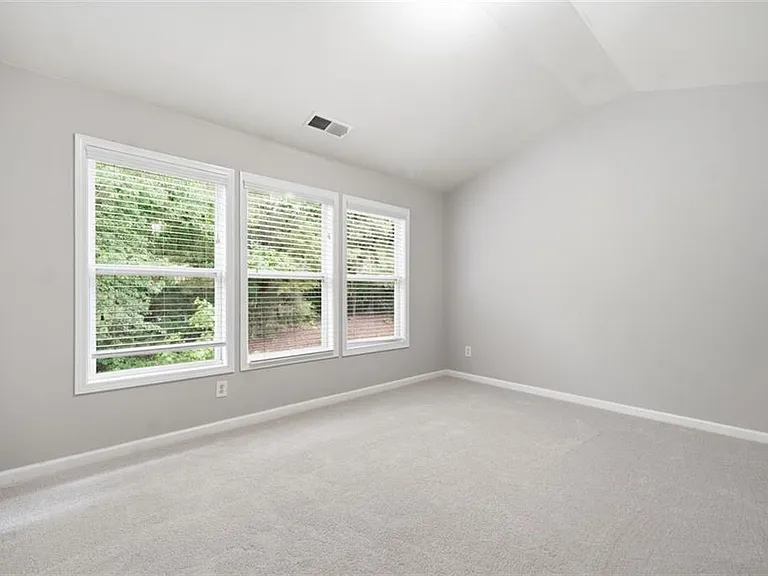 3685 Silver Springs Rd — Photo 19
