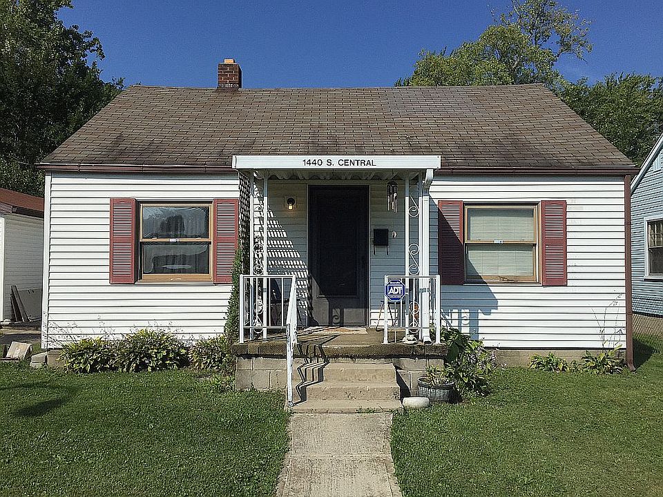 1st image of 1440 S Central Ave