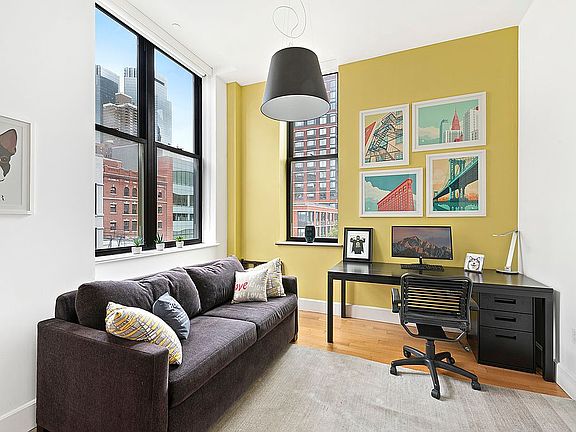5th image of 421 W 54th St APT 5G