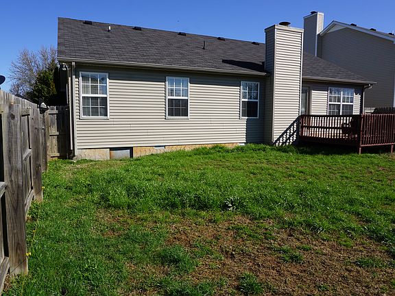 4th image of 2935 Weybridge Dr