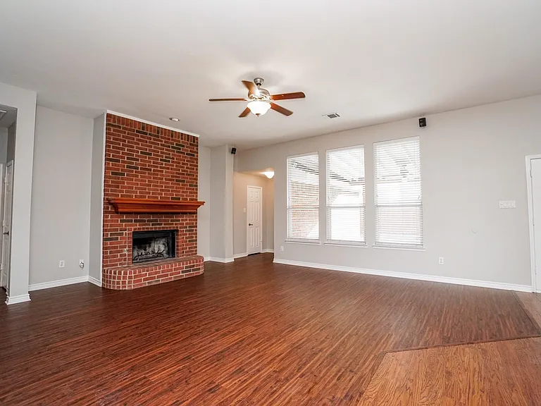 15827 Palo Pinto Dr — Photo 5