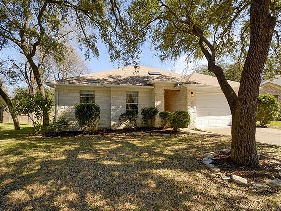 4th image of 7404 Lady Suzannes Ct