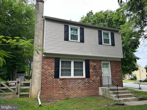 13 Kathleen Dr, Upper Chichester, PA 19014