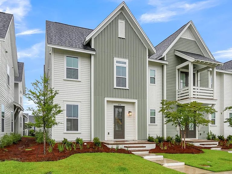 254 Symphony Ave — Photo 4