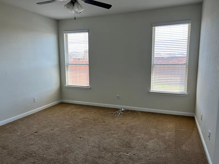 1108 Cushing Dr — Photo 14