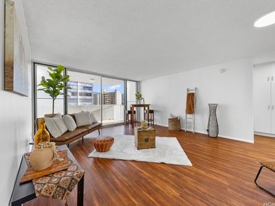 1561 Kanunu St APT 1201, Honolulu, HI, 96814