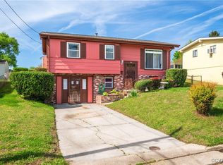 930 Cool Spring Dr, Petersburg, VA 23803