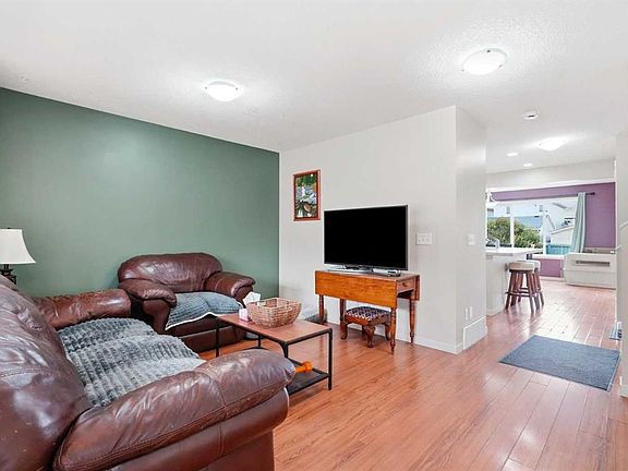 5th image of 26 S Copperpond Pl SE