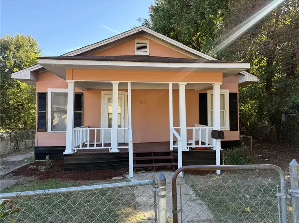 3211 Lillian St, Shreveport, LA 71109