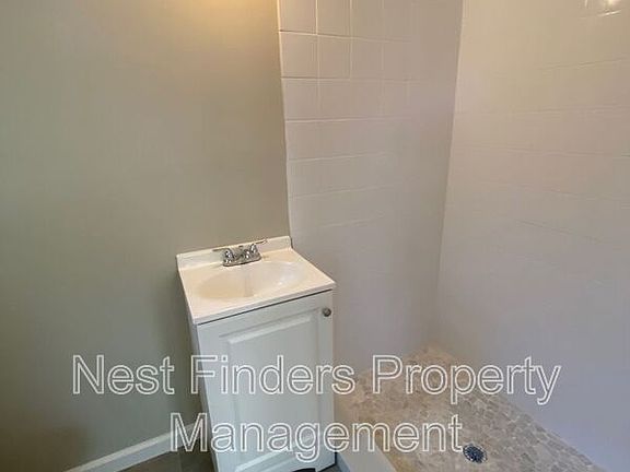 5th image of 2510 College St