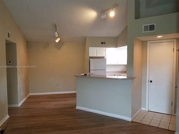 3rd image of 1401 Village Blvd APT 527