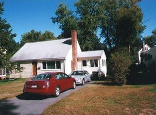 26 Fairview Ave, Natick, MA 01760