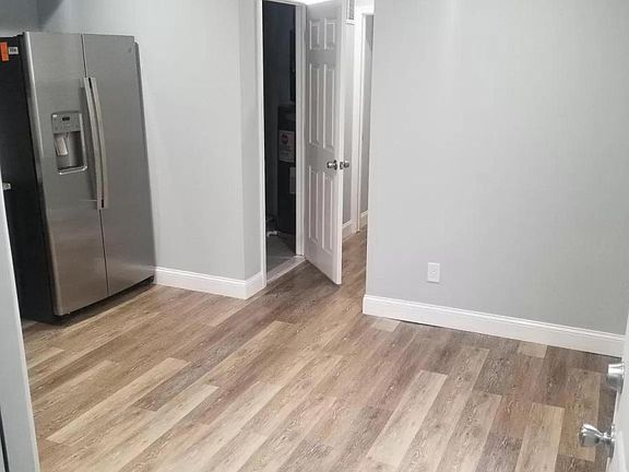 4th image of 5407 Westminster Ave Floor 2