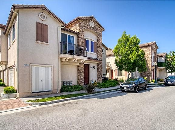 2nd image of 28061 Catherine Dr