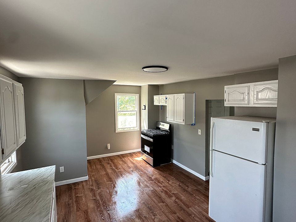 1st image of 117 Central Ave #3