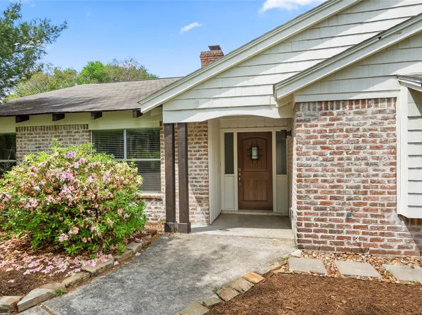 4023 Bayou Grove Dr, Seabrook, TX 77586