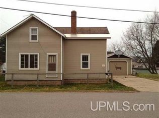 152 Angeline St, Ishpeming, MI 49849