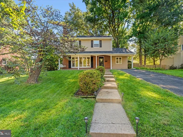 2407 Cavendish Dr, Alexandria, VA 22308