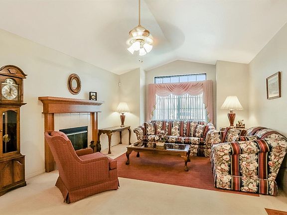 3rd image of 1454 Discovery Creek Dr